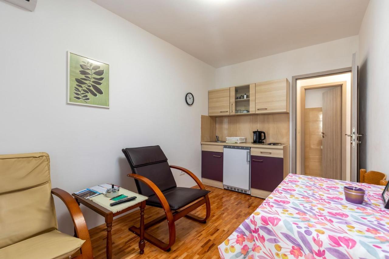 Rovinj City Studios Экстерьер фото