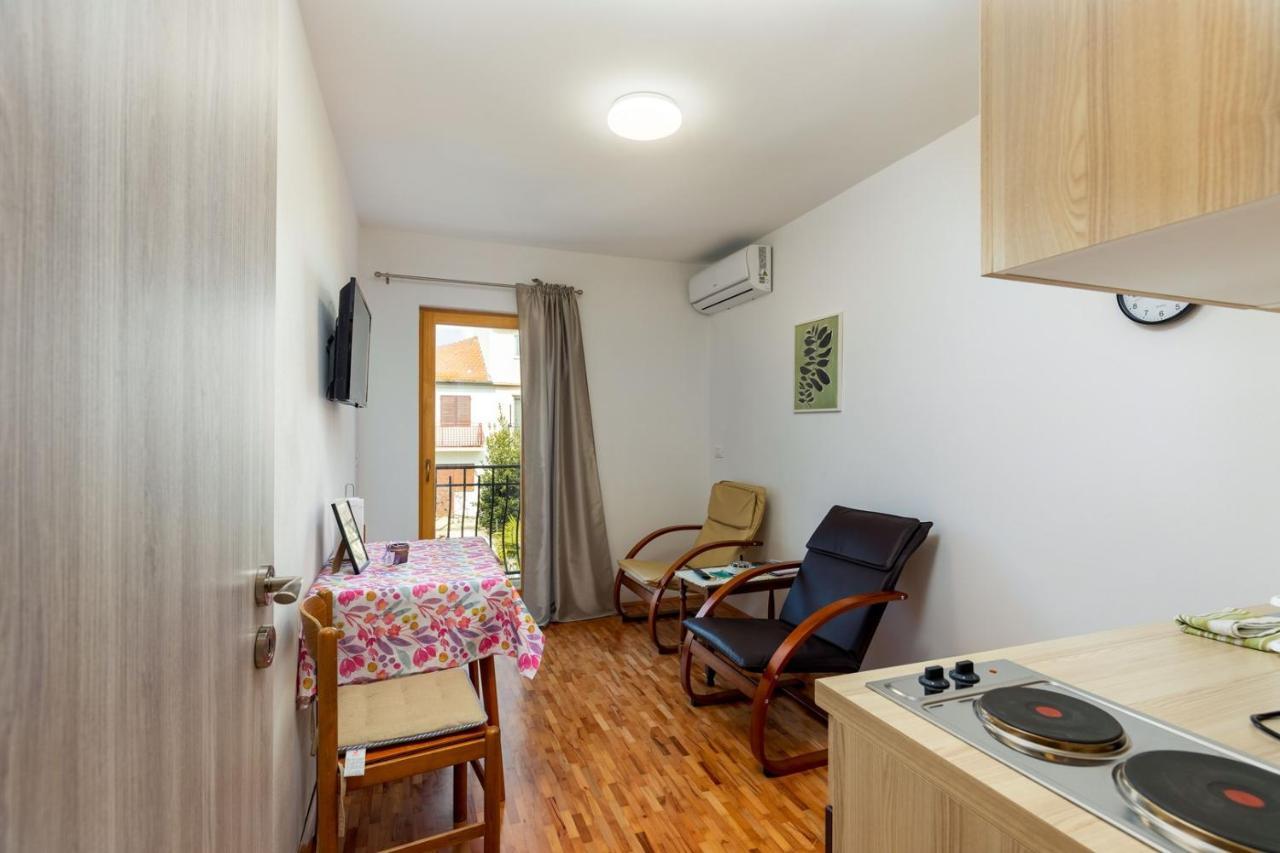 Rovinj City Studios Экстерьер фото