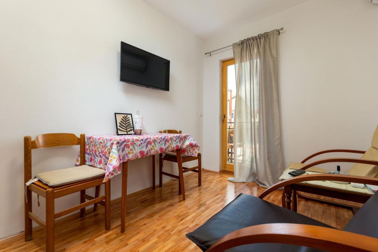 Rovinj City Studios Экстерьер фото