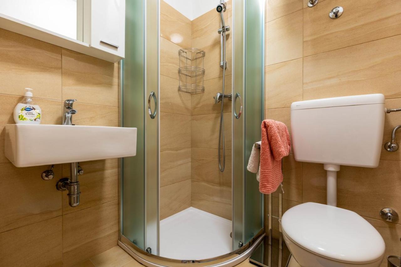 Rovinj City Studios Экстерьер фото